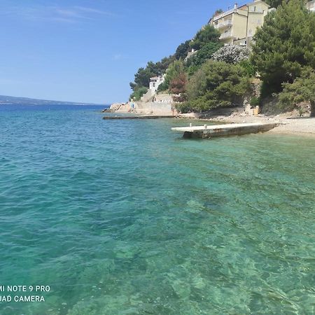 Apartment Zadoda Omis Bagian luar foto