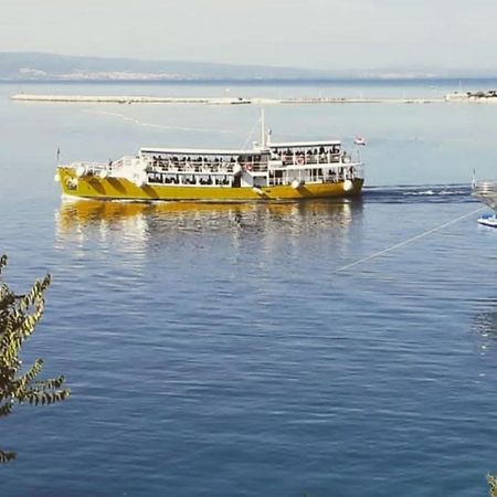 Apartment Zadoda Omis Bagian luar foto
