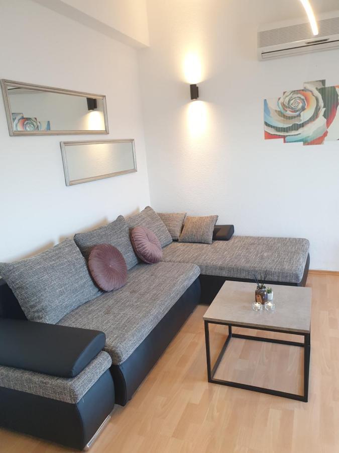 Apartment Zadoda Omis Bagian luar foto