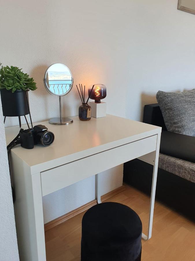 Apartment Zadoda Omis Bagian luar foto